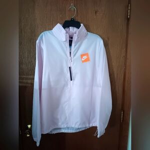 NIKE MEN'S LOGO HOODED JACKET- SIZE MEDIUM